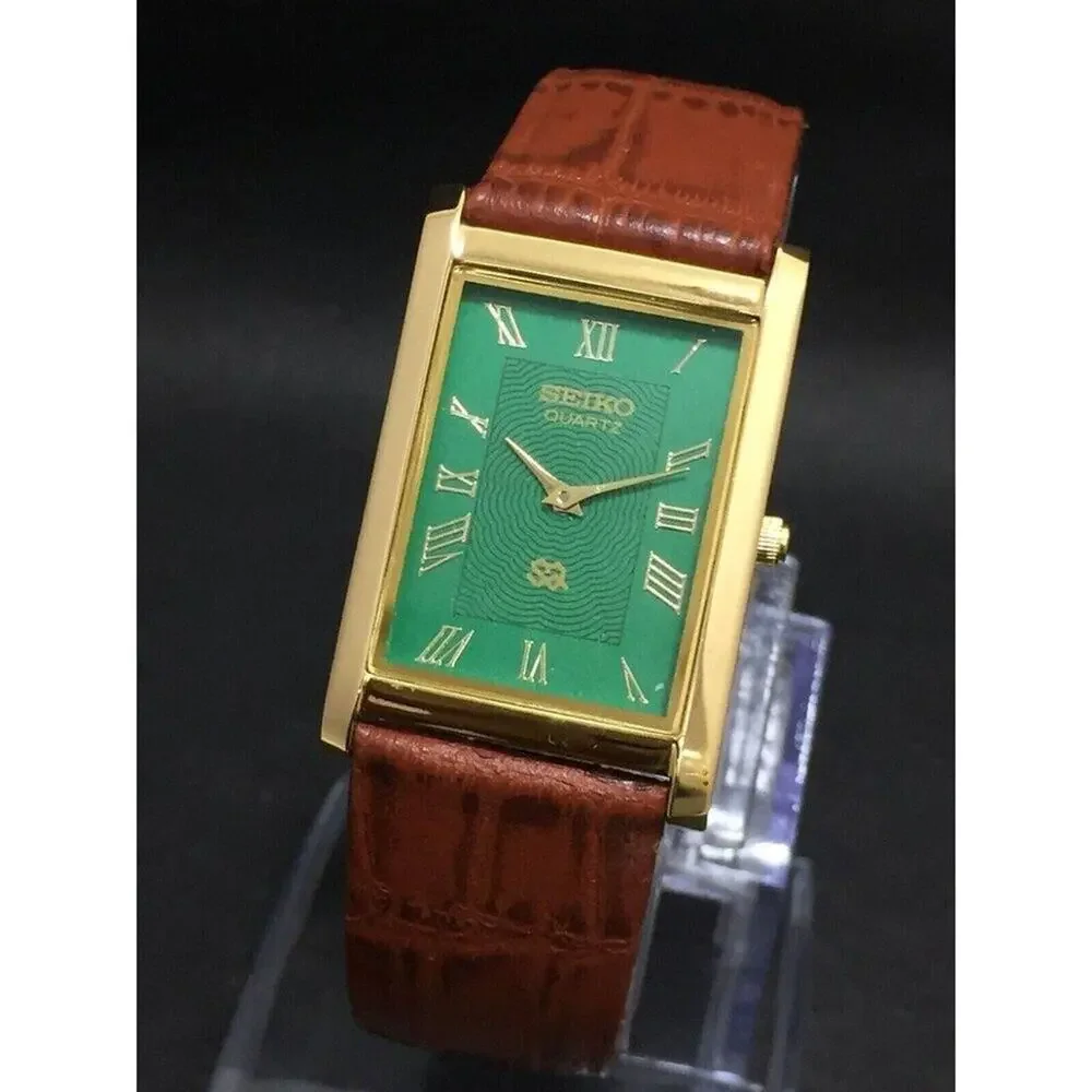 Vintage Style Seiko Quartz Mens Gold Watch & Green accents W/ Leather Strap